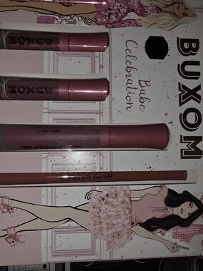 Buxom Babe Celebration Lip Set - Babe Celebration